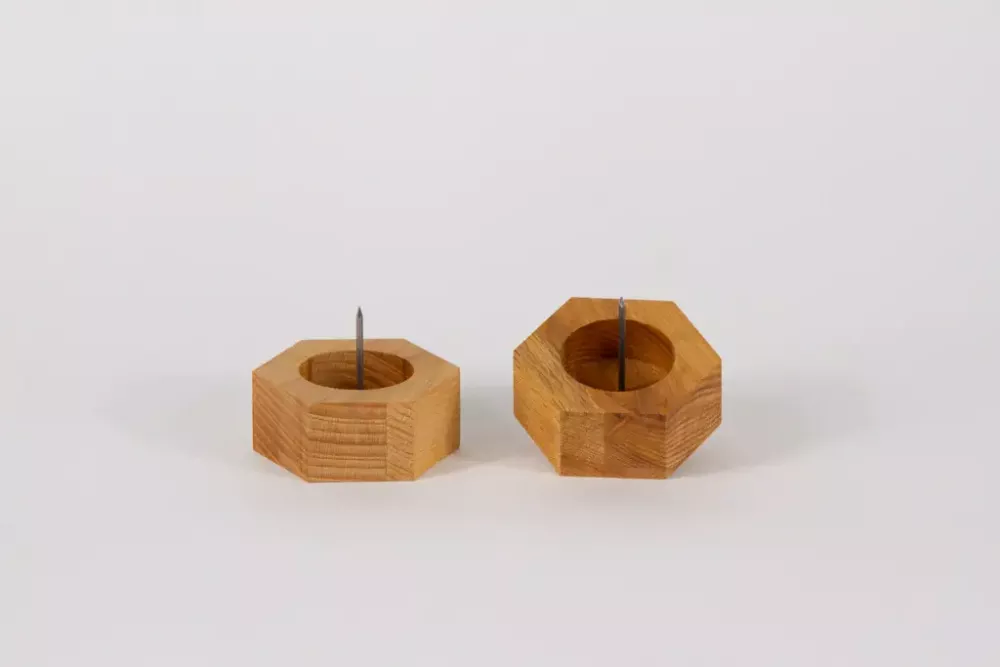 Stabkerzenhalter Polygon aus Buche 2er Set – moderne Holzdeko