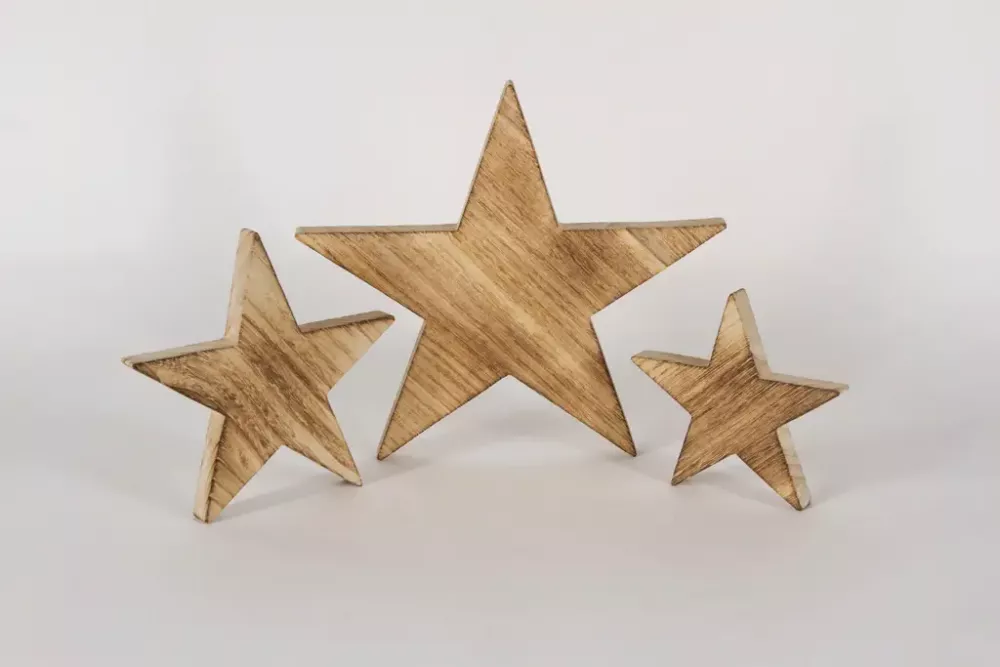 Vielseitige Holzsterne – 3er Set für Tisch, Wand oder Fenster, ideal für Weihnachtsdeko