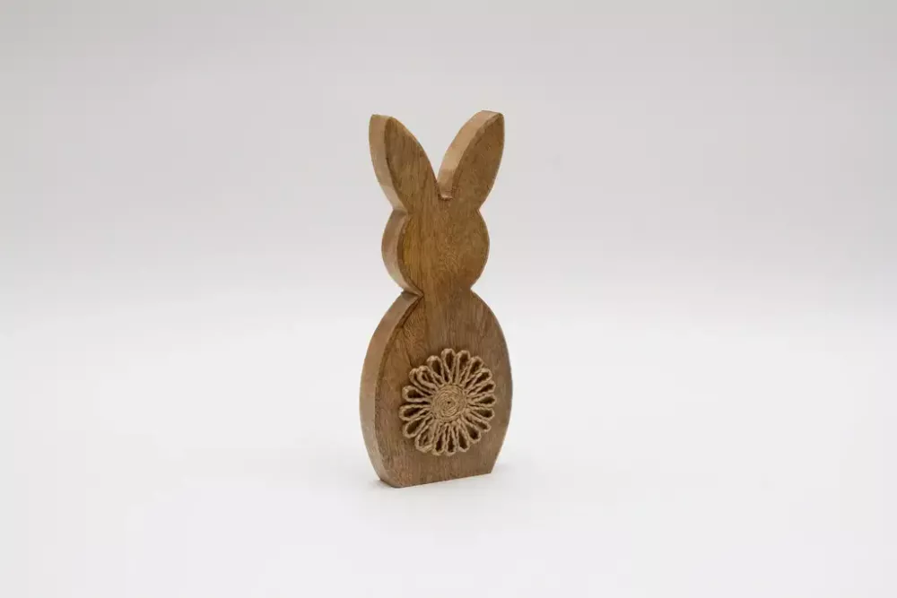 Hase groß Mangoholz Dekofigur mit Juteblume für Frühling Wohnzimmer
