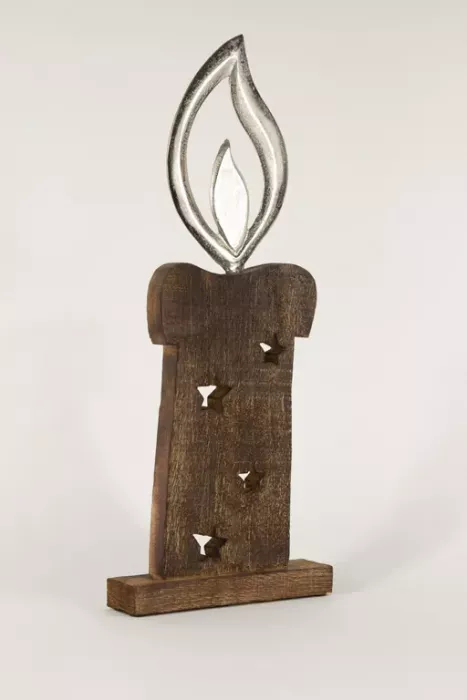 Dekorative Holzkerze mit ausgeschnittenen Sternen und Metallflamme – 49 cm