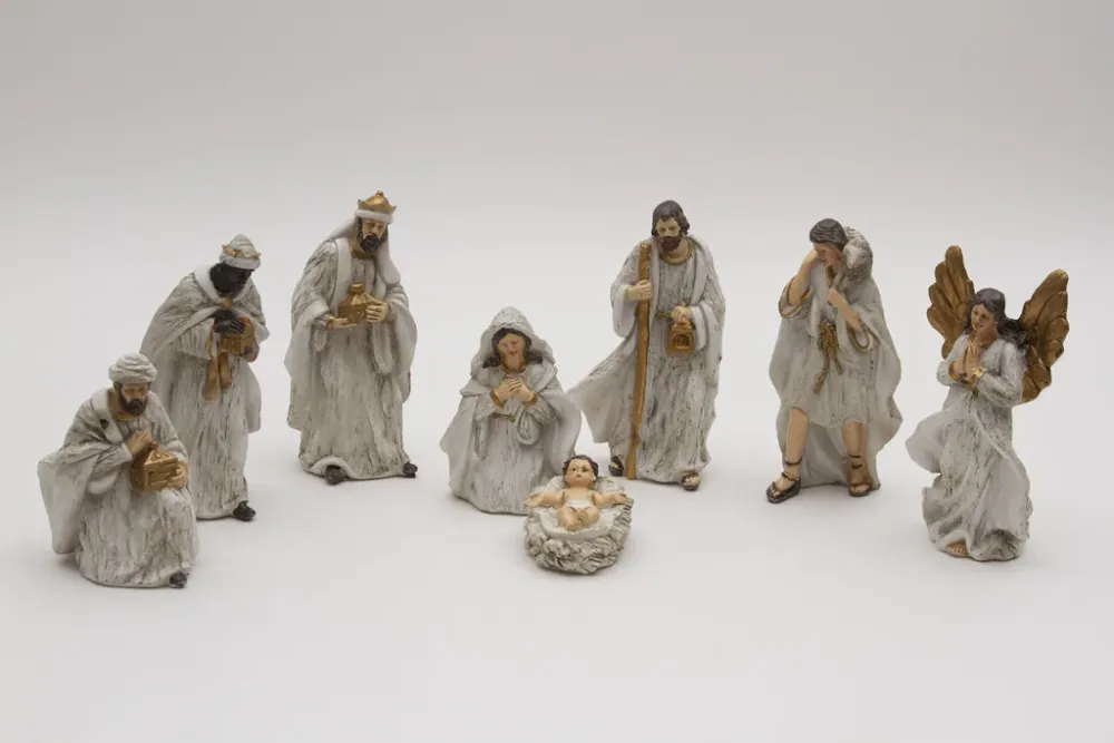 Elegante Weihnachtsfiguren im 8er-Set