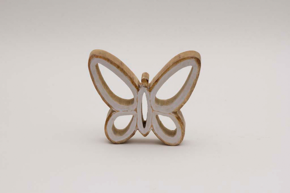 Schmetterling aus Mangoholz in Weiß als dekorative Holzdeko – jetzt online kaufen