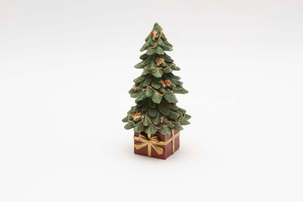 Moderner Deko-Tannenbaum für festliche Wohnraumgestaltung – jetzt entdecken